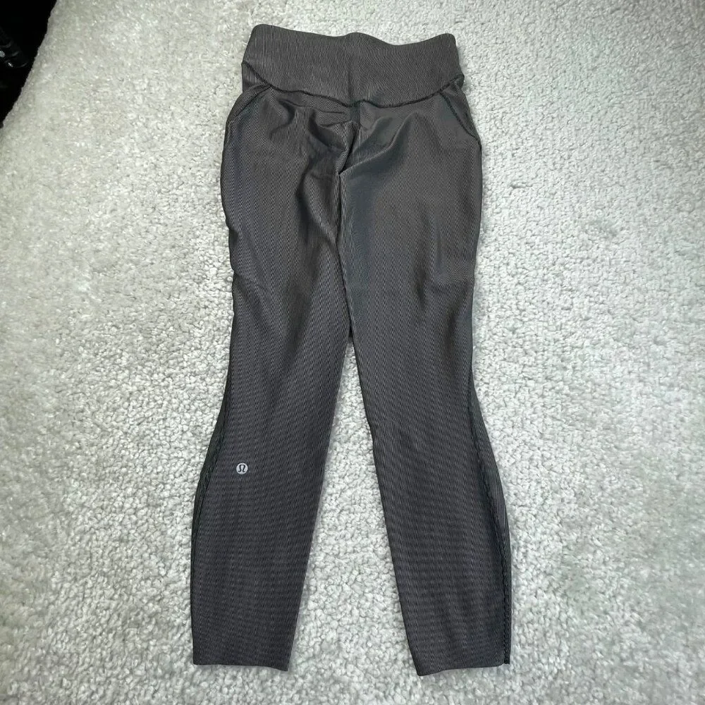 Lululemon Base Pace High Rise Tight Legging Two Toned Ribbed Black Womens 8